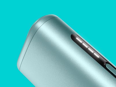 Zařízení IQOS ILUMA i ONE v barvě Breeze Blue, detailní pohled na kontrolky