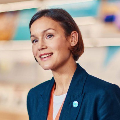 Woman in an IQOS shop