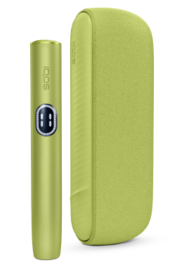 IQOS ILUMA i držalo in žepni polnilnik v Leaf Green barvi