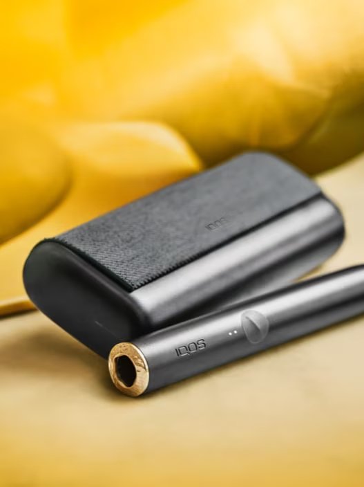 IQOS ILUMA PRIME džepni punjač i držač.