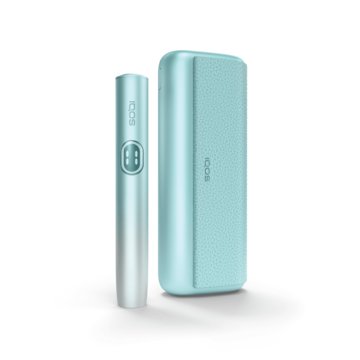 Blue IQOS ILUMA i PRIME device and its charger