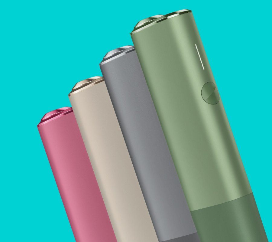 IQOS ILUMA devices in different colours.