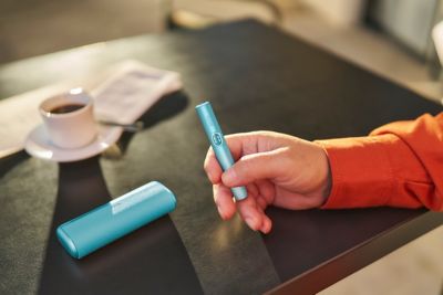 woman with ILUMA device