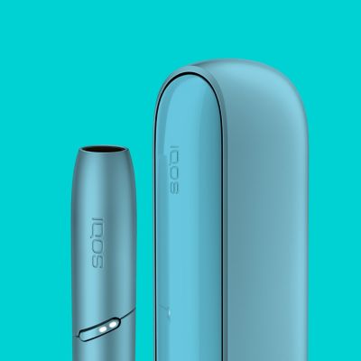 IQOS ORIGINALS DUO Turquoise - Holder und Pocketcharger nebeneinander.