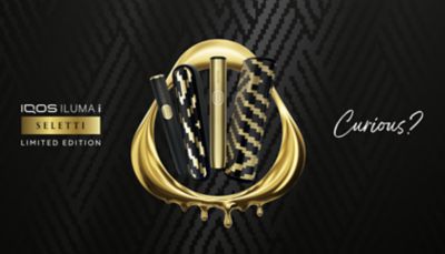 Zařízení IQOS ILUMA x Seletti a logo na tmavém pozadí