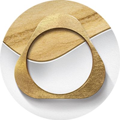 Tabákové náplně DELIA Classic Gold a graifka na pozadí