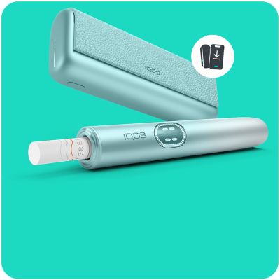 Zarizeni IQOS ILUMA na tyrkysovem pozad