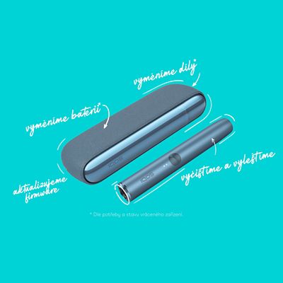 Recyklované zařízení IQOS ILUMA na tyrkysovém pozadí