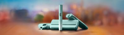 IQOS ILUMA i SELETTI Limited Edition - Soft light background and device in the shadow