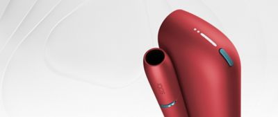 IQOS Duo Scralet mit weißem Hintergrund