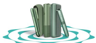 Jade Green IQOS ILUMA nahřívač a kapesní nabíječka.