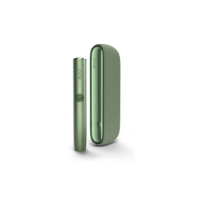 IQOS Iluma con cargador y holder verde.