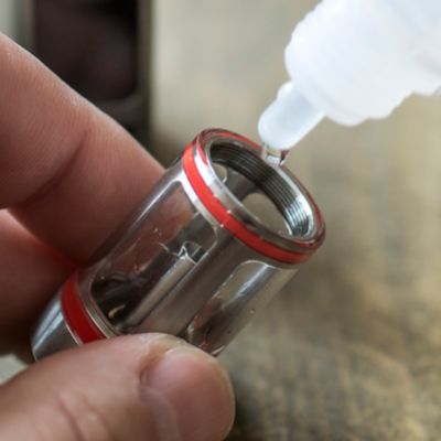 Befüllen eines Liquid-Tank einer E-Ziggarette