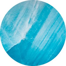 Fiit Marine a grafika na pozadí 