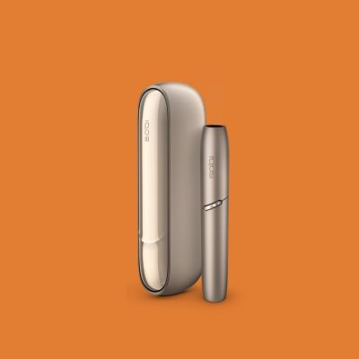 Brilliant gold IQOS 3 DUO holder and charger