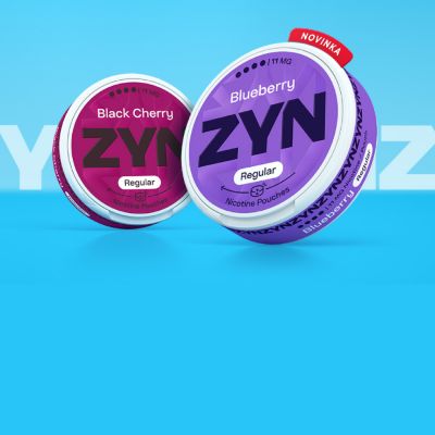 ZYN vrecúška na modrom pozadí