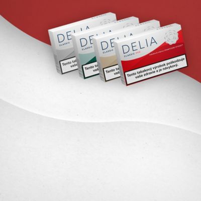 4 krabičky DELIA na bielo-červenom pozadí.