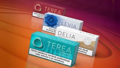 Kartóny TEREA, DELIA A LEVIA na oranžovo ružovom pozadí