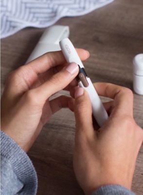 IQOS 2.4 PLUS cleaning