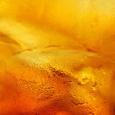 Jednorázová e-cigareta VEEV NOW Marigold s příchutí manga a mentolu