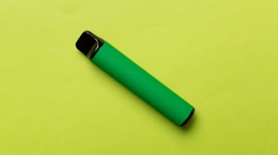 green disposable vape