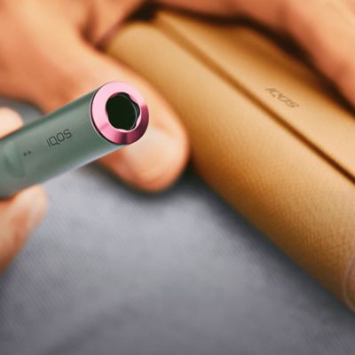 IQOS ILUMA Prime Silikonhülle Bright Coral - rutschfest