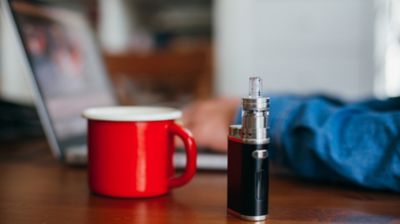 Persona smoking IQOS device
