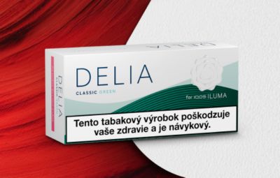 Krabička tabakových náplní DELIA Classic Green s povinným varovaním na výraznom červeno-bielom podklade.
