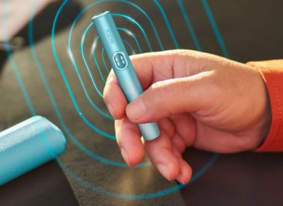 IQOS ILUMA i PRIME v ruke