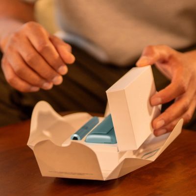 IQOS ILUMA i Kit in Breeze Blue