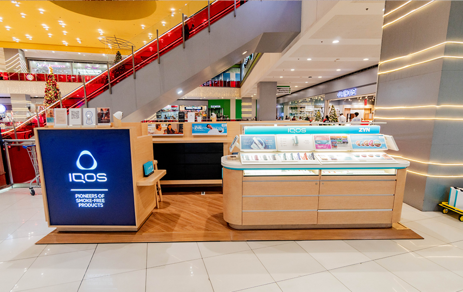 IQOS Pop-up Store SM City BF Paranaque