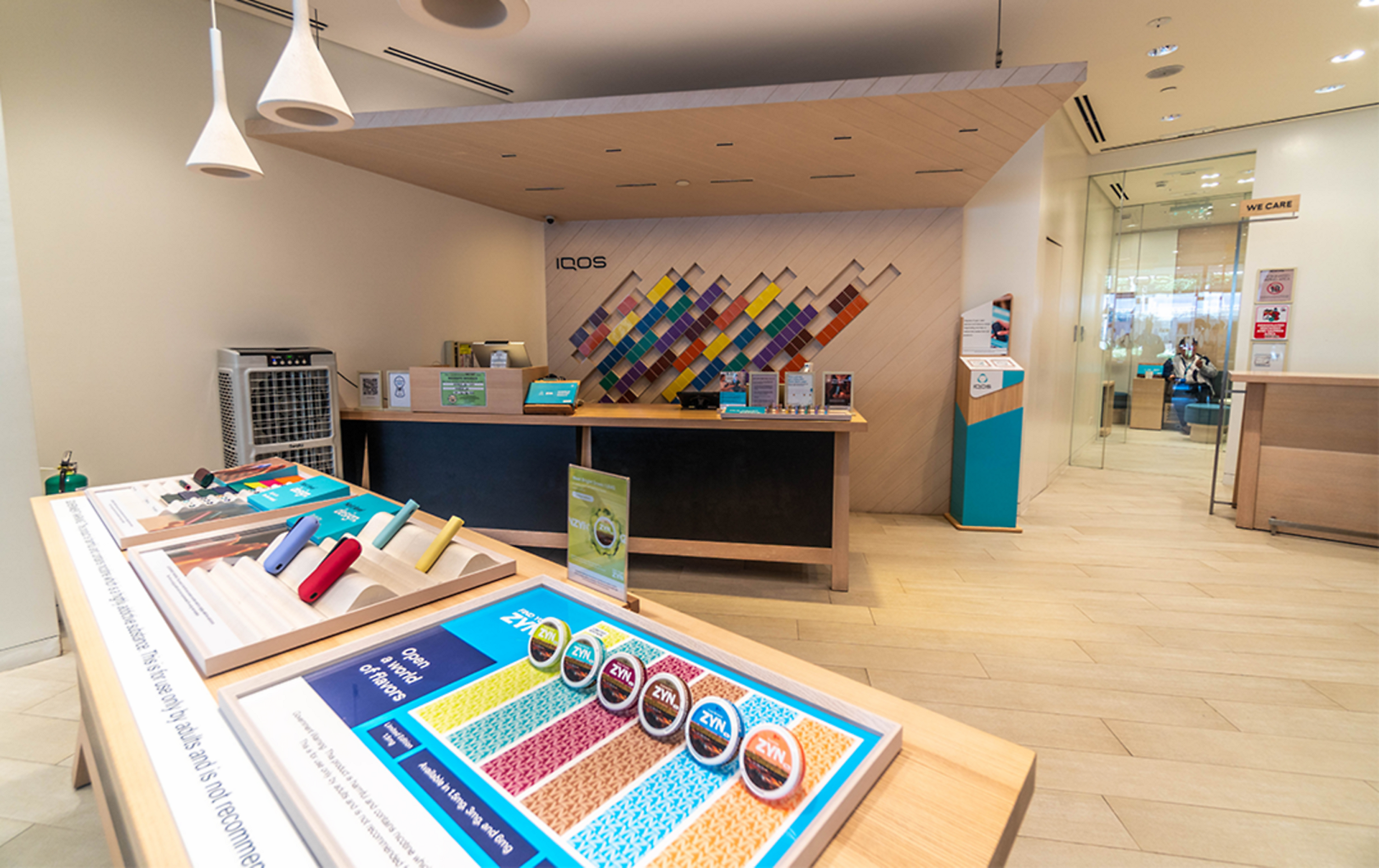 IQOS Boutique Store Bonifacio High Street