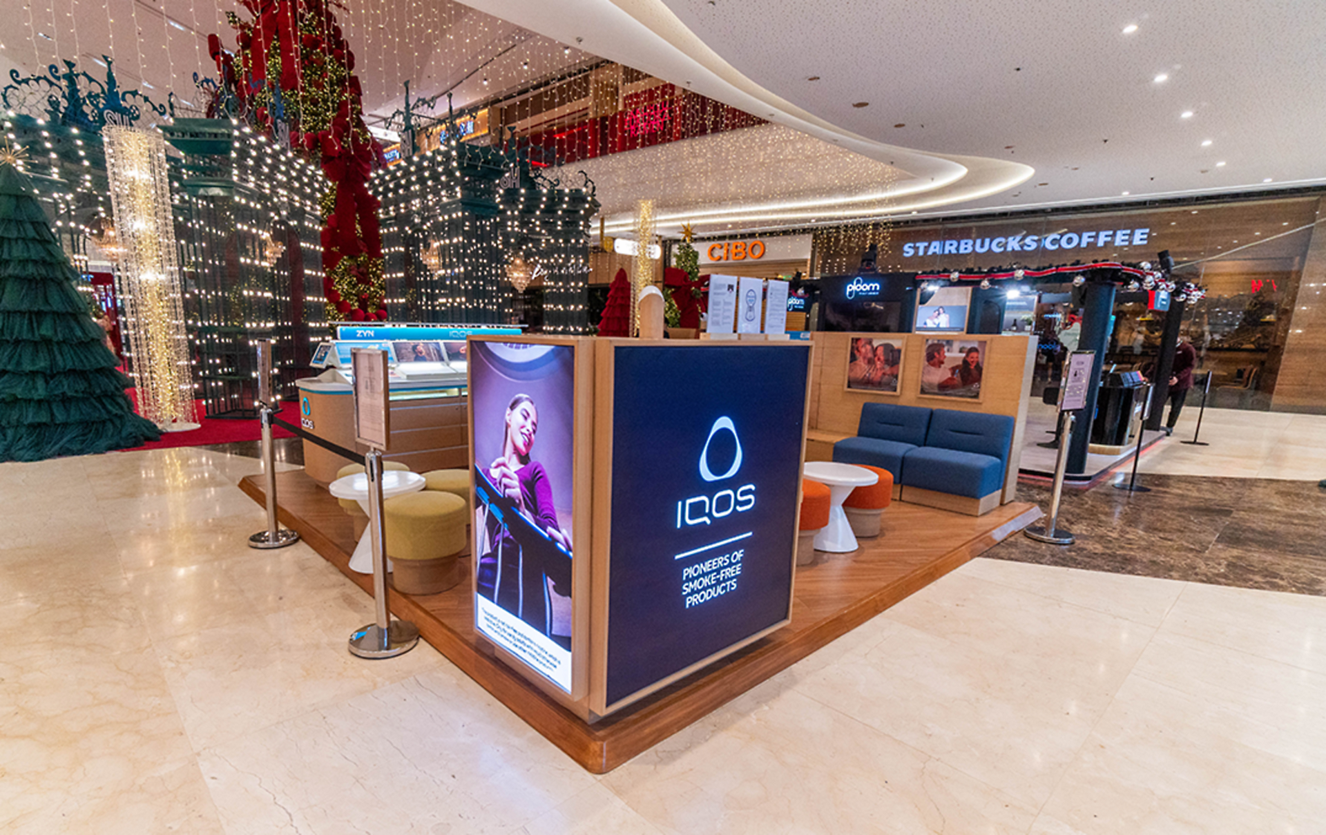 IQOS Pop-Up Store SM Aura