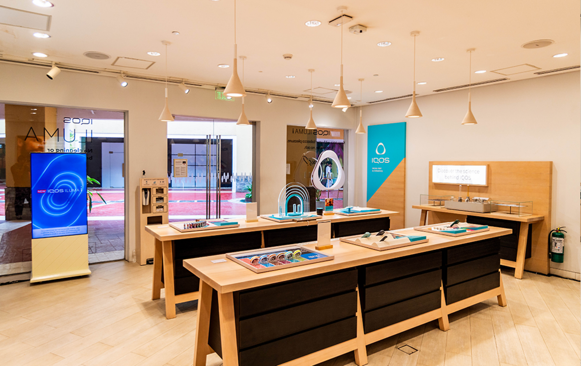 IQOS Boutique Store Eastwood City Walk
