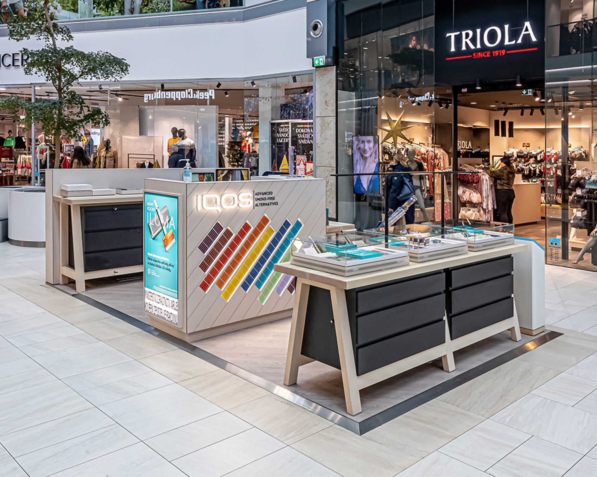 IQOS store Praha Zličín