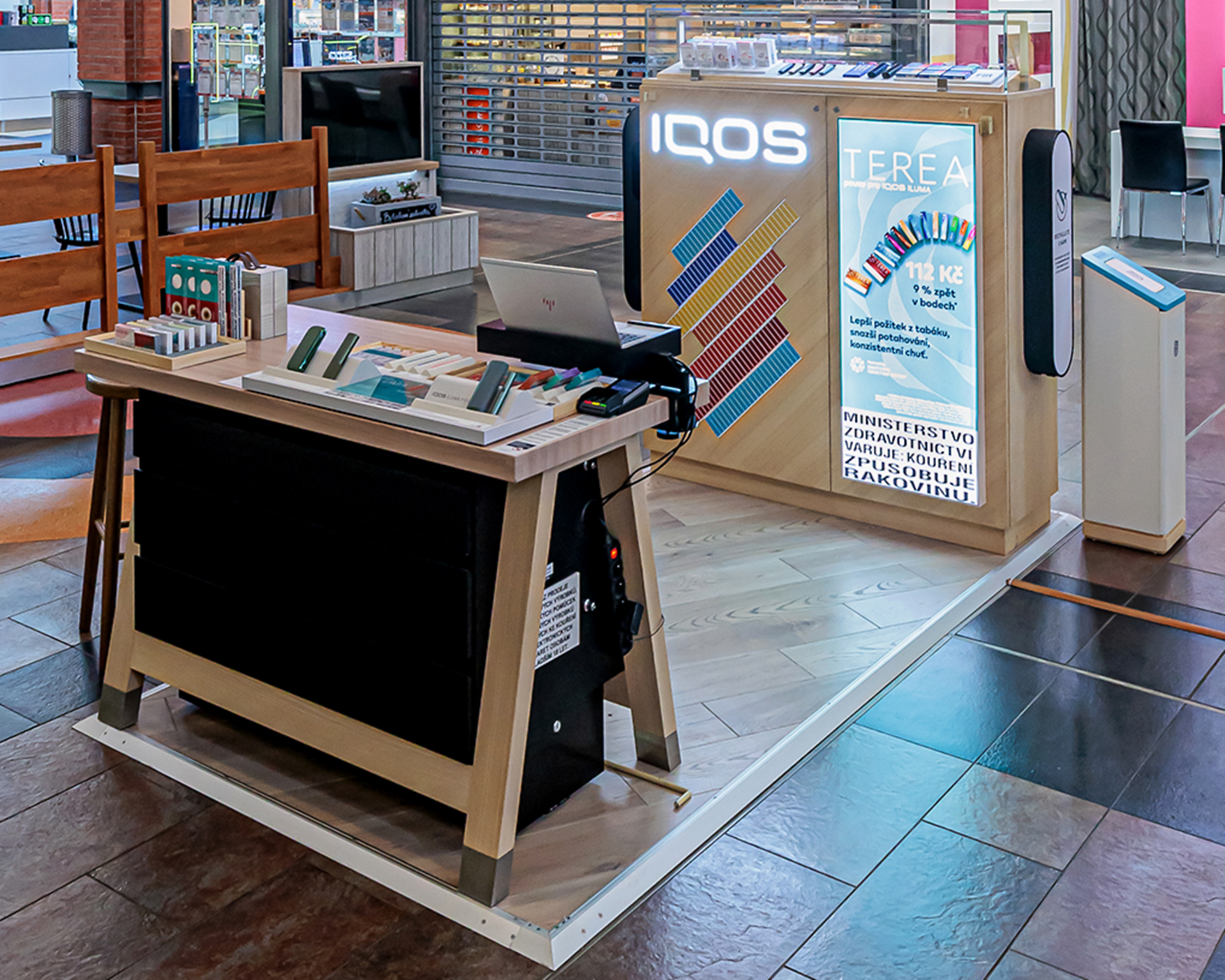 IQOS store Plzeň Olympia