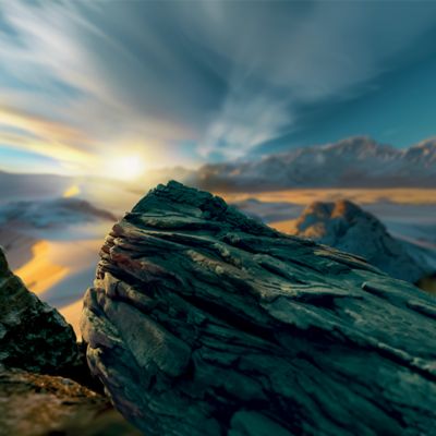 Krabička TEREA Tirquoise na pozadí krajiny při západu slunce