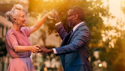 Couple enjoying the smoking alternative
