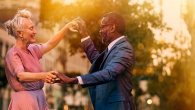 Couple enjoying the smoking alternative